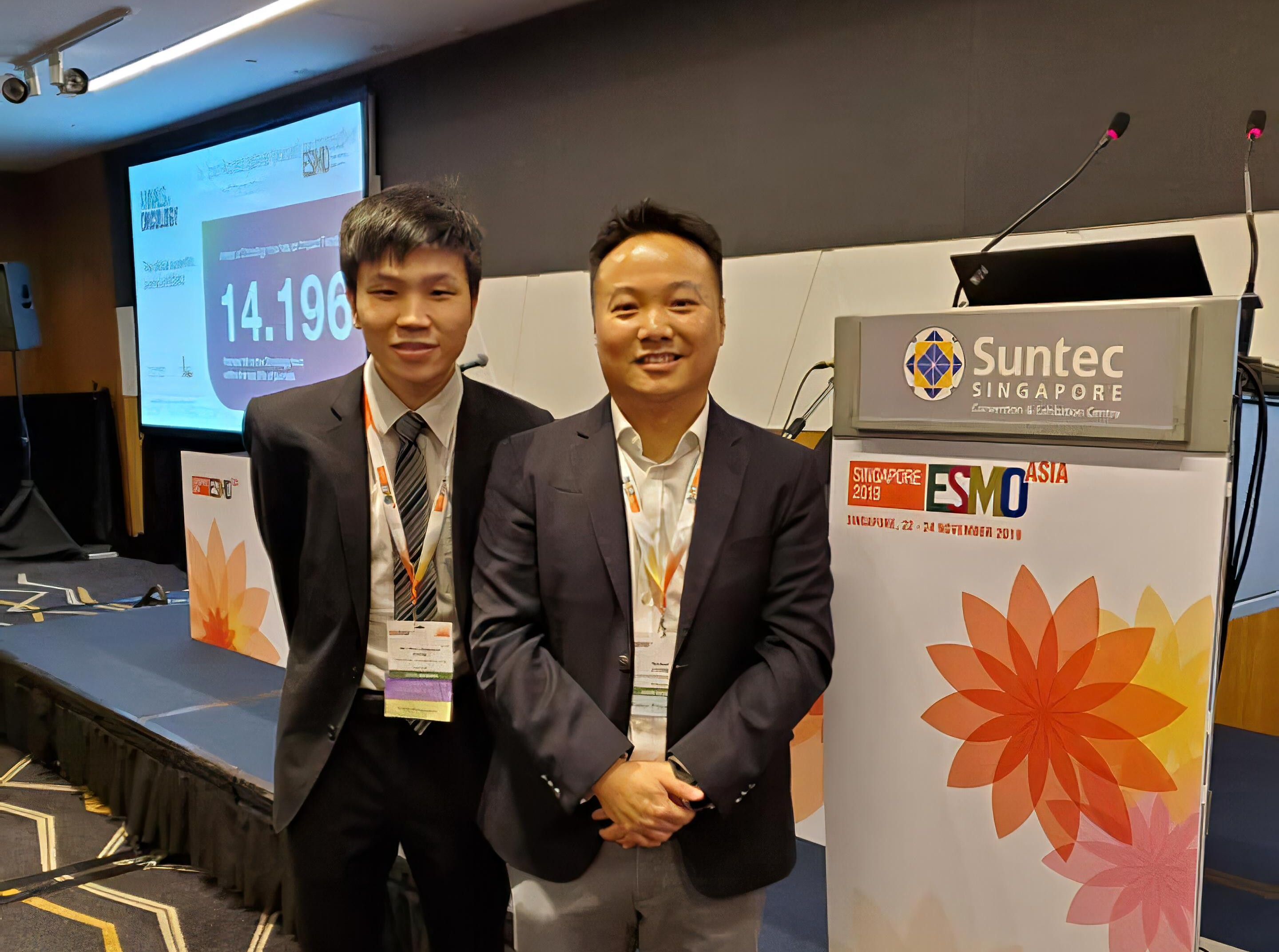 (From left) Sampson Kwan and his GPS Project Mentor Dr Herbert Loong.